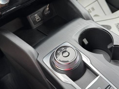 Used 2024 Ford Escape ST-Line w/ Tech Pack #1 FWD image 19