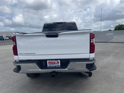 Used 2024 Chevrolet Silverado 2500 W/T w/ WT Fleet Convenience Package AWD/4WD image 5
