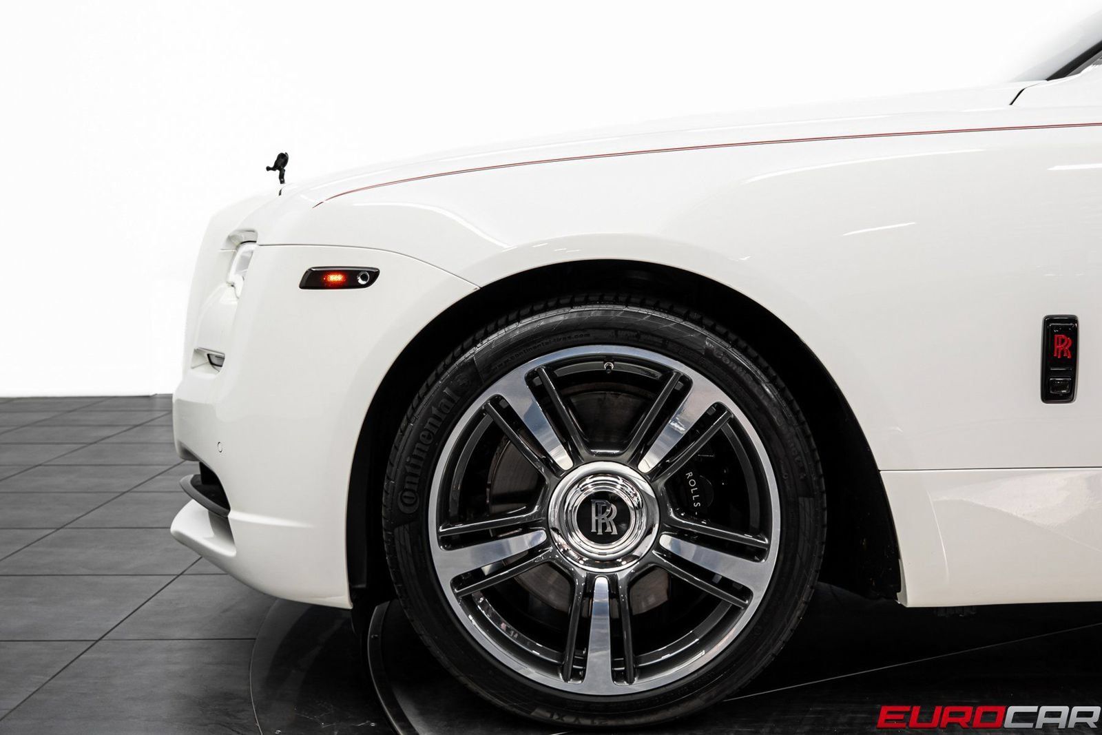 Used 2018 Rolls-Royce Wraith RWD image 10