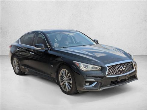 Used 2019 INFINITI Q50 Luxe w/ Essential Package (3.0T Luxe) AWD/4WD image 3
