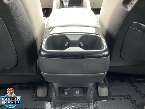 Used 2020 Kia Telluride SX w/ SX Prestige Package AWD/4WD image 40