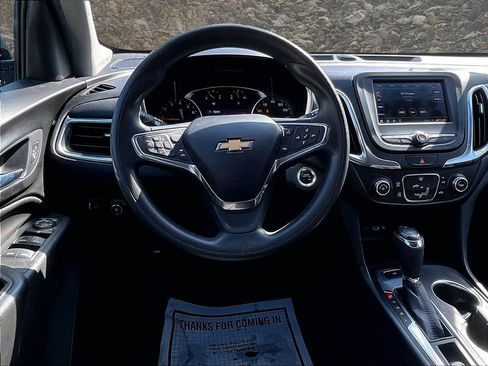 Used 2021 Chevrolet Equinox LT w/ LPO, Floor Liner Package image 5