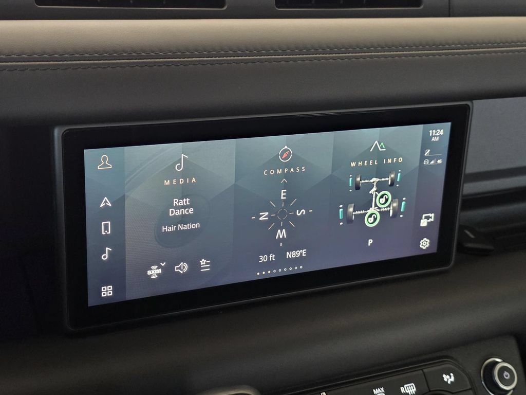 Used 2020 Land Rover Defender 110 X AWD/4WD image 26