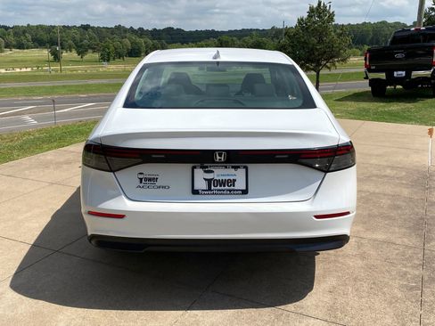 Used 2023 Honda Accord LX image 5