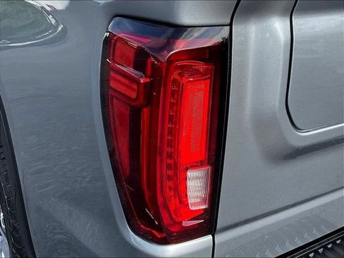 Used 2023 GMC Sierra 1500 Denali Ultimate AWD/4WD image 25