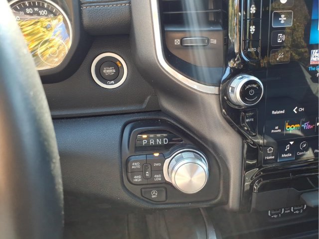 Used 2023 RAM 1500 Laramie AWD/4WD image 24