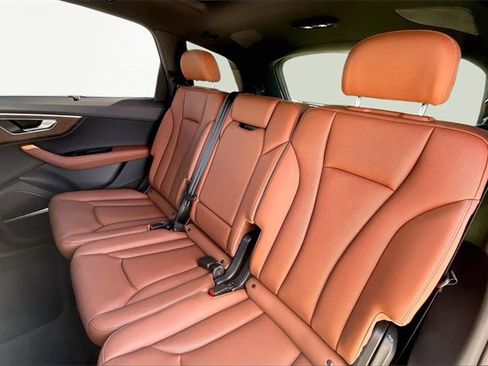 Used 2025 Audi Q7 2.0T Premium Plus w/ Premium Plus Package image 28