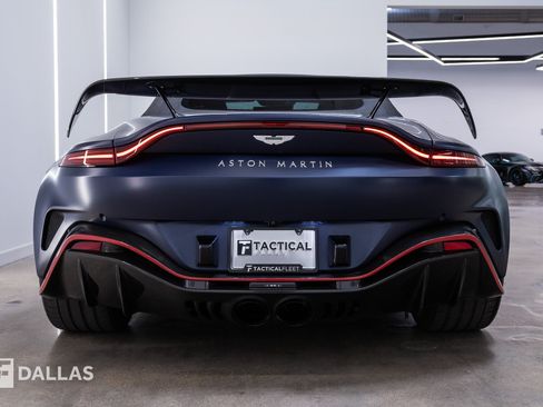 Used 2023 Aston Martin V12 Vantage Roadster RWD image 17
