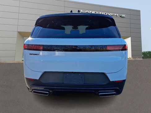 Used 2024 Land Rover Range Rover Sport SE image 7
