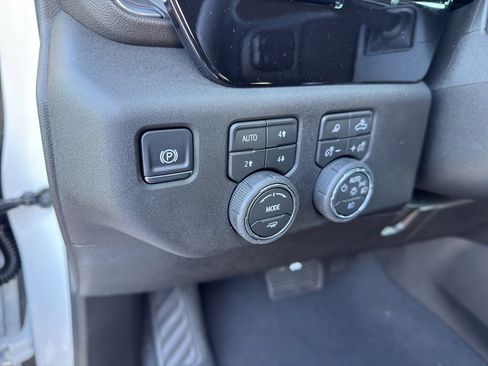 New 2026 Chevrolet Silverado 2500 LTZ w/ LTZ Convenience Package image 16