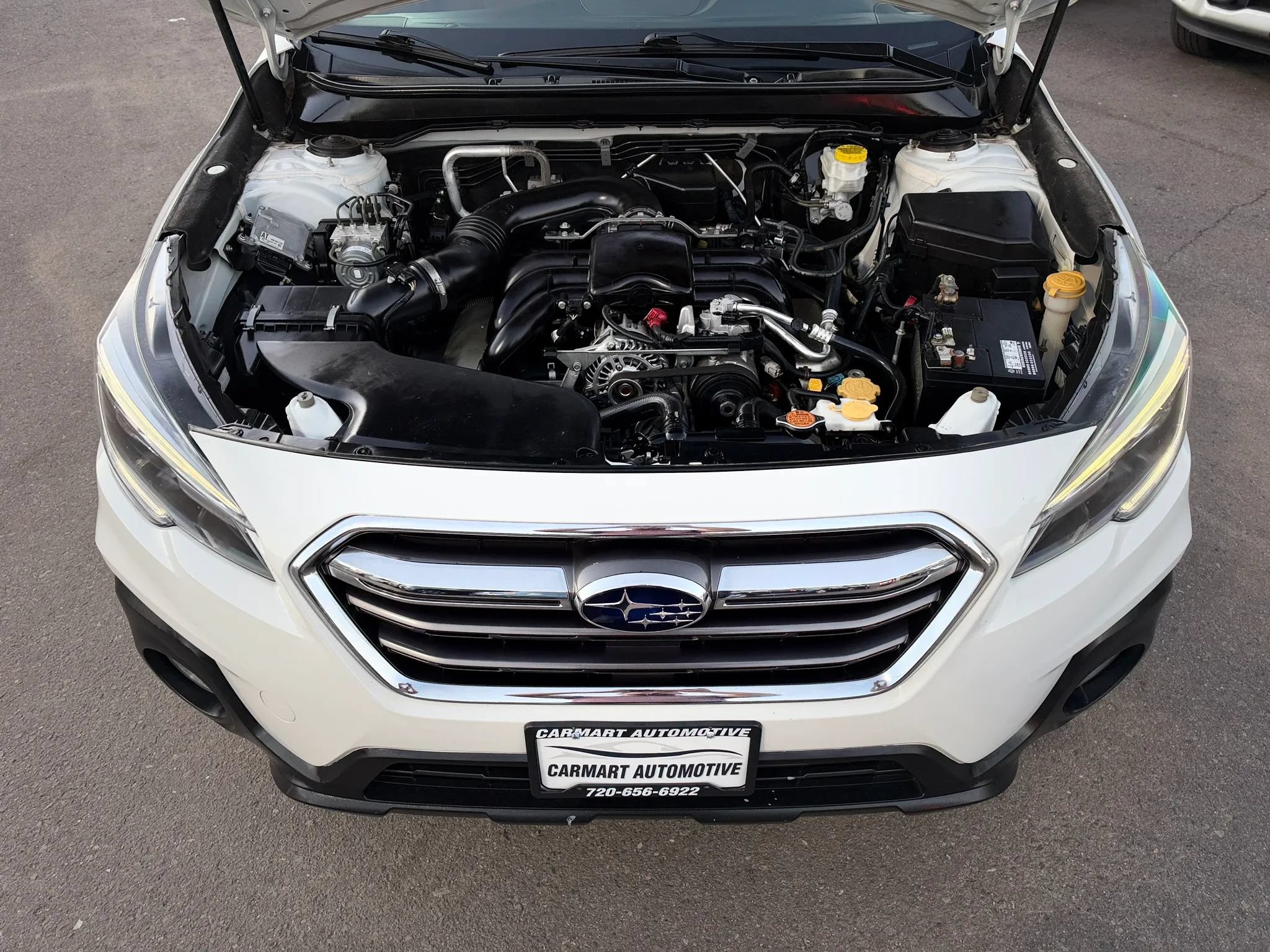 Used 2018 Subaru Outback 3.6R Touring AWD/4WD image 42