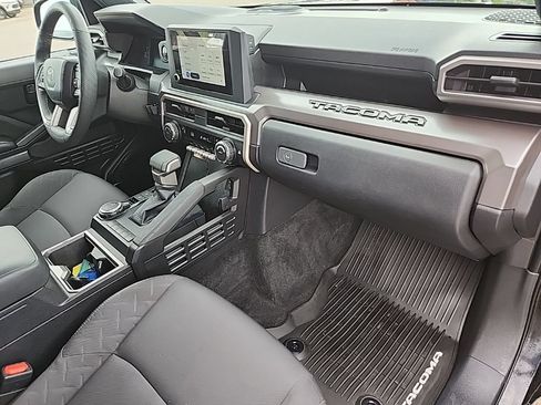 Used 2024 Toyota Tacoma SR5 AWD/4WD image 54