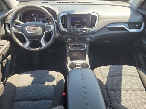 Used 2024 GMC Terrain SLE AWD/4WD image 9