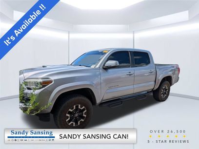 Used 2017 Toyota Tacoma TRD Sport w/ Tow Package (A/T)