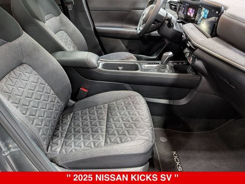Certified 2025 Nissan Kicks SV w/ SV Premium Package AWD/4WD image 35