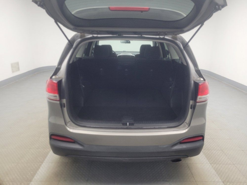 Used 2018 Kia Sorento AWD image 29