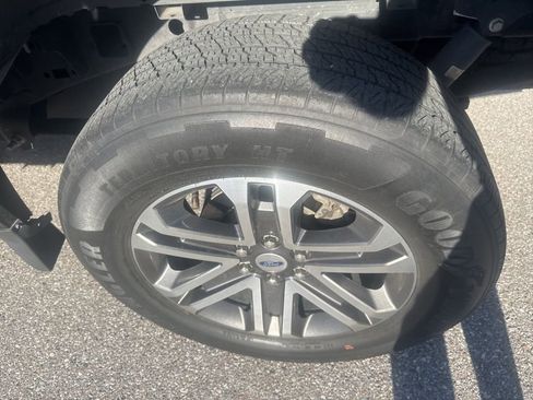 Used 2021 Ford F150 XL w/ STX Appearance Package image 11