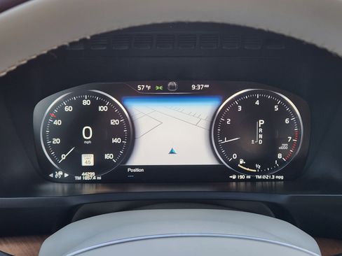 Used 2022 Volvo XC90 T6 Momentum w/ Advanced Package image 18