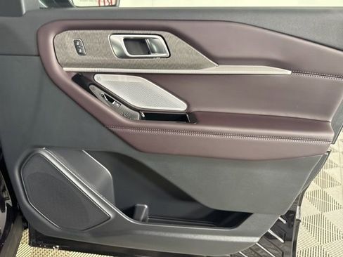 New 2026 Ford Explorer Platinum image 23