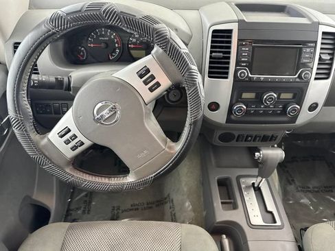 Used 2016 Nissan Frontier SV w/ SV Value Truck Package RWD image 22