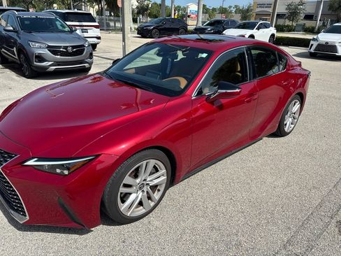 Used 2023 Lexus IS 300 w/ Comfort Package RWD image 11