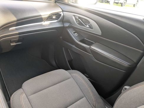 Used 2019 Chevrolet Traverse LS FWD image 18