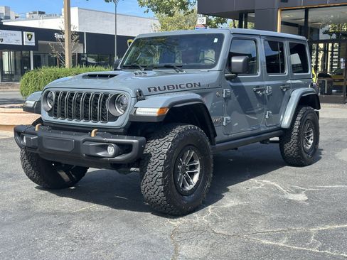 Used 2024 Jeep Wrangler Unlimited Rubicon 392 image 3