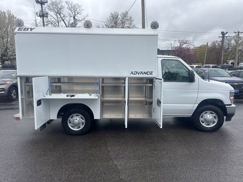 New 2026 Ford E-350 and Econoline 350 Super Duty w/ Power Equipment Group RWD image 5
