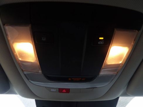 Used 2025 Kia Sorento EX FWD image 25