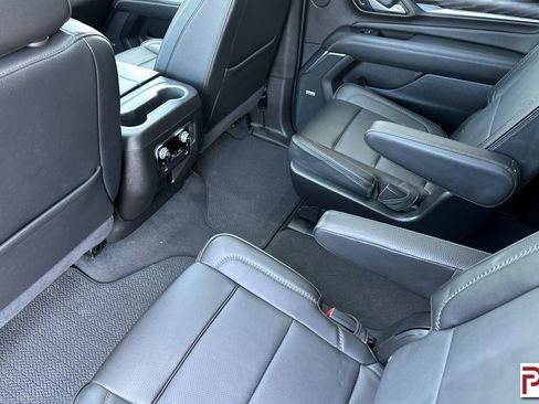 Certified 2024 GMC Yukon XL Denali AWD/4WD image 13