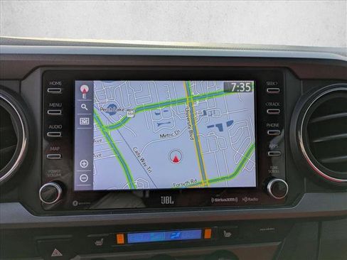 Used 2020 Toyota Tacoma TRD Sport w/ TRD Premium Sport Package image 13