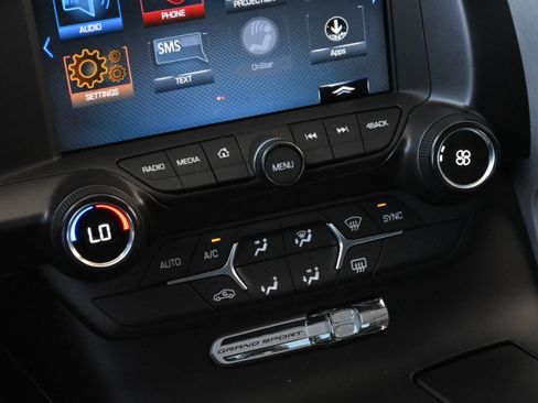 Used 2019 Chevrolet Corvette Grand Sport RWD image 19