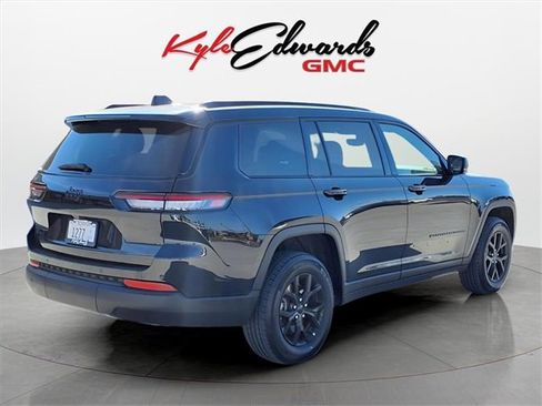 Used 2024 Jeep Grand Cherokee L Altitude image 5