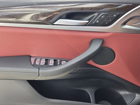 Used 2024 BMW X3 xDrive30i w/ Convenience Package image 27