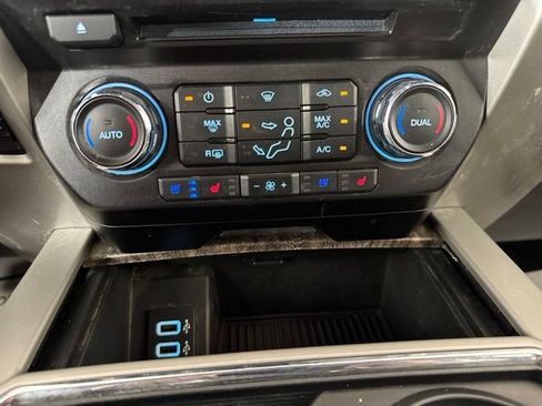 Used 2017 Ford F250 Lariat w/ Chrome Package AWD/4WD image 16