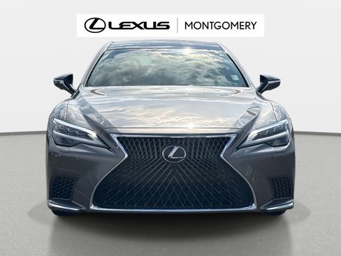 Used 2023 Lexus LS 500 w/ Interior Upgrade Package image 8