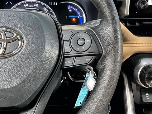 Certified 2024 Toyota RAV4 LE AWD/4WD image 24