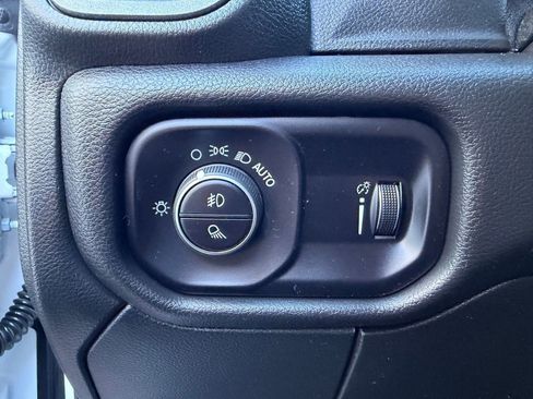 Used 2025 RAM 5500 Tradesman w/ Safety Group image 17