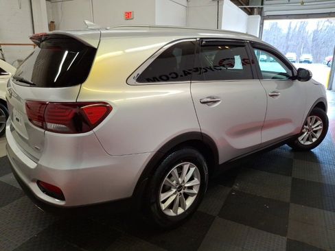 Used 2019 Kia Sorento LX w/ Option Group 020 image 9