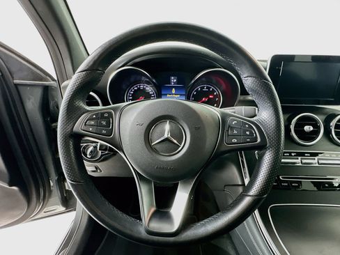 Used 2019 Mercedes-Benz GLC 300 image 12