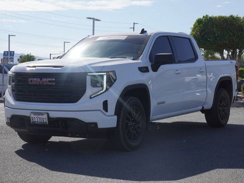 Used 2023 GMC Sierra 1500 Elevation w/ X31 Off-Road Package AWD/4WD image 2