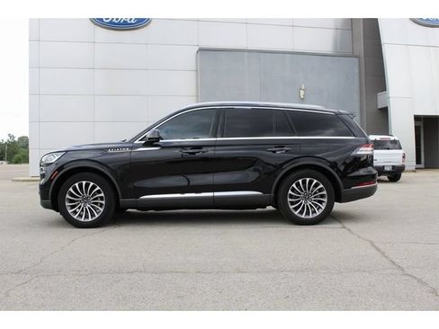 Used 2020 Lincoln Aviator Reserve w/ Equipment Group 201A AWD/4WD image 2