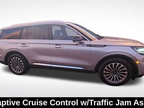 Used 2020 Lincoln Aviator Reserve w/ Equipment Group 201A image 10
