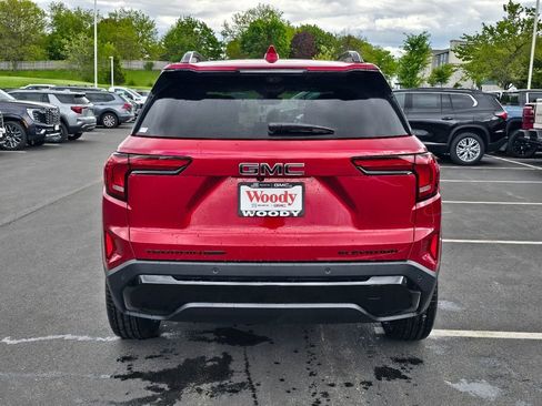 New 2026 GMC Terrain Elevation w/ Elevation Premium Package AWD/4WD image 8