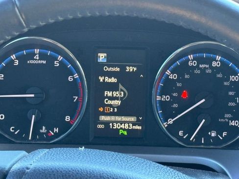 Used 2016 Toyota RAV4 Limited image 24