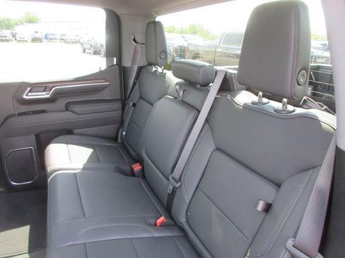 New 2026 GMC Sierra 1500 SLT w/ SLT Convenience Package AWD/4WD image 14
