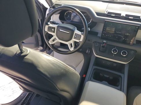 Used 2023 Land Rover Defender 90 X-Dynamic SE AWD/4WD image 14