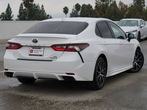 Certified 2023 Toyota Camry SE w/ Cold Weather Package image 7