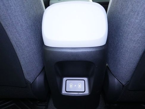 New 2026 Hyundai Elantra Limited image 21