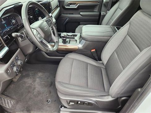 Used 2023 Chevrolet Silverado 1500 LT Trail Boss w/ Protection Package image 21